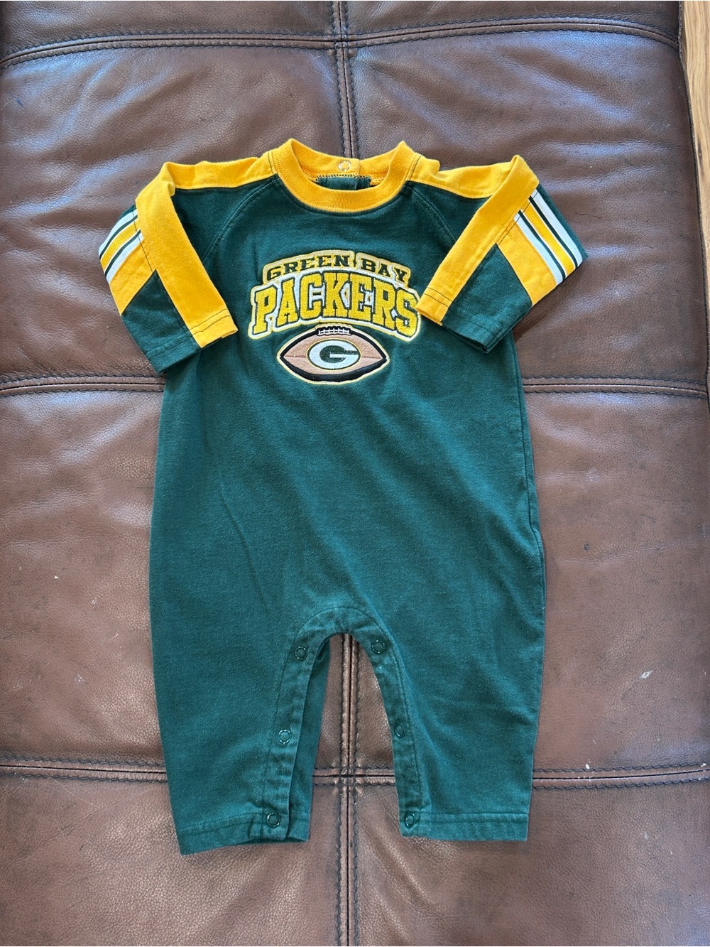 Green Bay Packers Embroidered NFL Infant Bodysuit Size 3/6 months